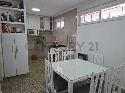 28 E/70 y 71 - VENTA DE PH AL FRENTE DE 2 DORMITORIOS APTO BANCO - 5