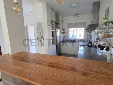VENTA DÚPLEX 4 AMBIENTES EN ITUZAINGÓ NORTE CON JARDÍN Y COCHERA - APTO CRÉDITO - ACEPTA PERMUTA - 5