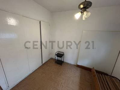 VENTA DE DEPARTAMENTO 3 AMBIENTES - 5