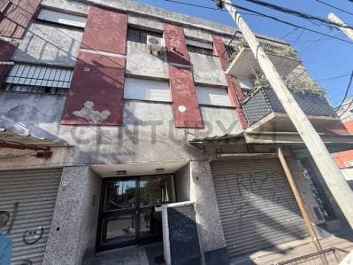 DEPARTAMENTO 2 AMBIENTES VENTA JOSE CLEMENTE PAZ BUENOS AIRES - APTO CRÉDITO A REFACCIONAR - 2
