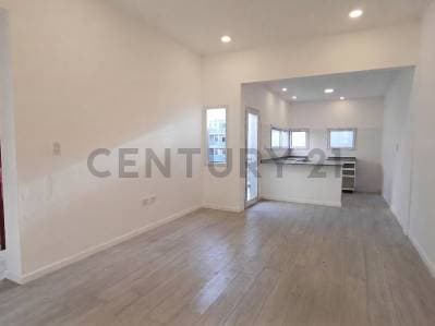 VENTA | CASA 2 dormitorios | La Plata - 4