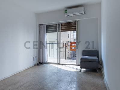 VENTA DEPARTAMENTO DE 3 AMBIENTES APTO PROFESIONAL RIVADAVIA Y COLOMBRES - Principal