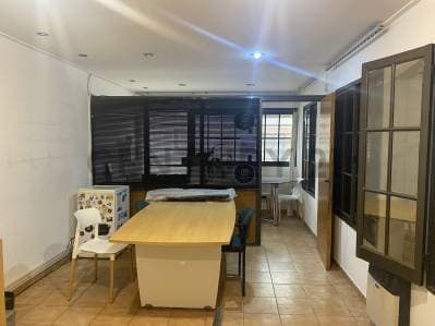 Industrial + oficinas - 400m2 - Barrio Industrial - 3