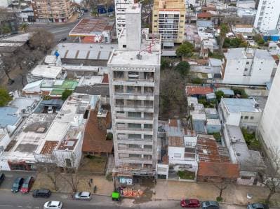 DEPARTAMENTO EN VENTA EN LA PLATA DE UN DORMITORIO - 2