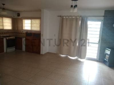 Casa en Venta Sicardi. Calle 20 bis, entre 654 y 655. - 4