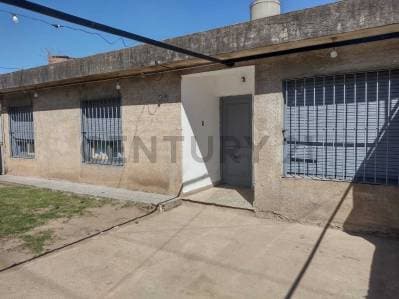 VENTA CASA BARRIO LOS GIGANTES A RECICLAR - Principal