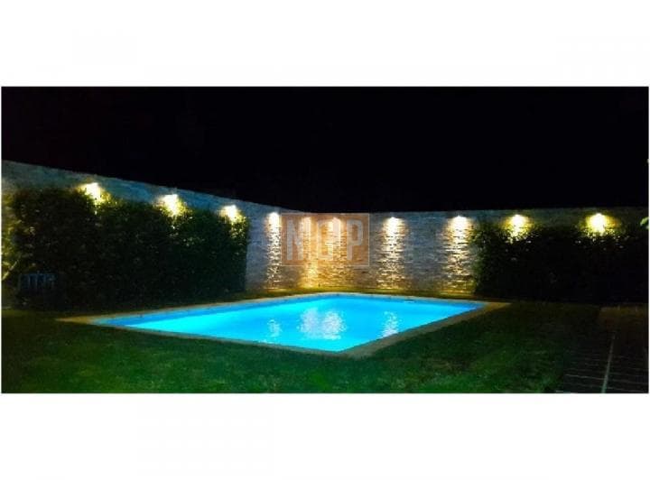 Super Bien Decorada a Una del Mar - 5