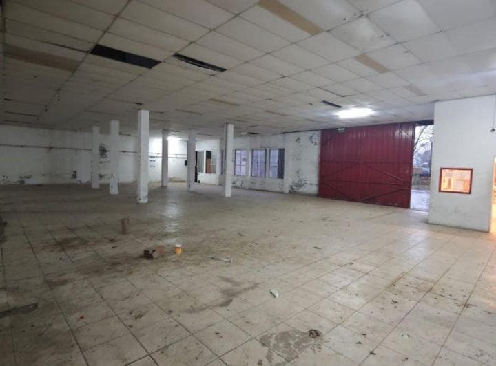Alquiler Inmueble Comercial 1.800 m² Lomas de Zamora con Playa - 3