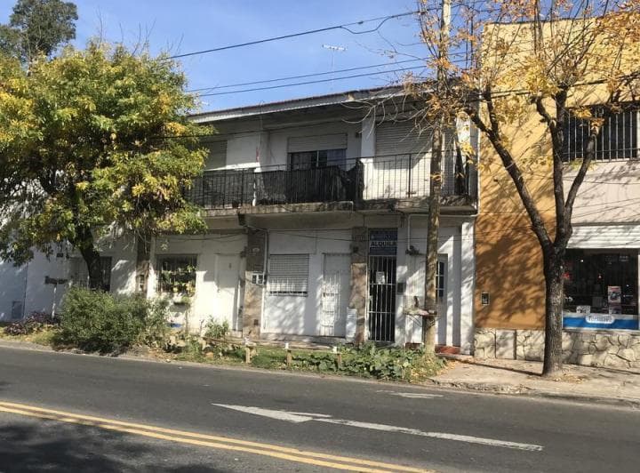 Venta en Block 7 Deptos Sobre Av - 2