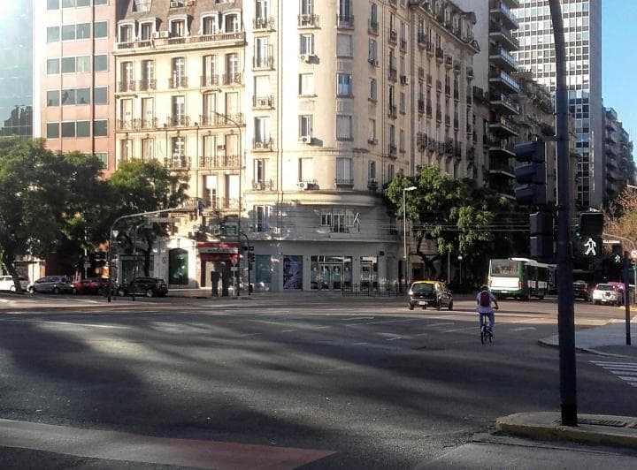 Av Santa Fe y 9 de Julio Mejor Esquina Bs. As. Tdo Externo Vta Parques Luzsol Bcon - 2