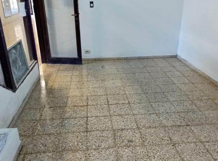 Venta Local - Galeria - Entre Rios y Mendoza - 2