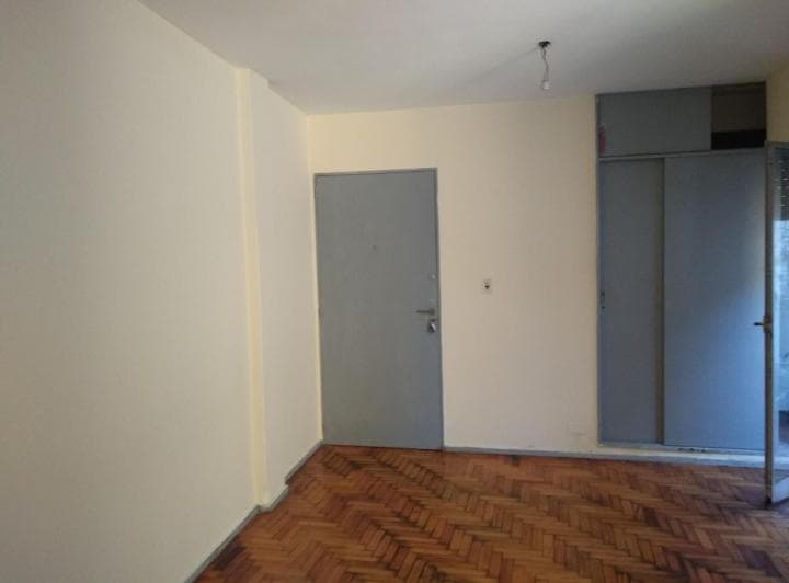 Monoambiente con Balcon Aterrazado a 1 Cda de Av Rivadavia - 3