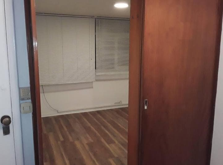 Oficina de 15 m² - Ubicado en Vte Lopez - 5