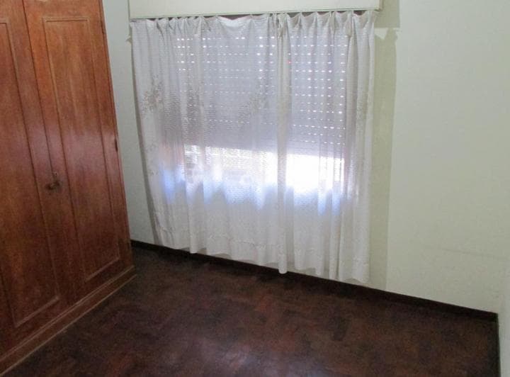 Casa en Venta de 4 Ambientes con Cochera - 4