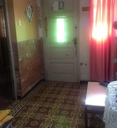 Venta - Casa de 2 Dorm. con Patio y Terraza. - 3
