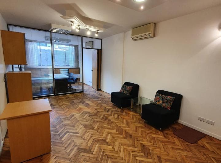 Callao y Corrientes. Excelente Oficina 35 m² Muy Luminoso y Tranquilo. - 5