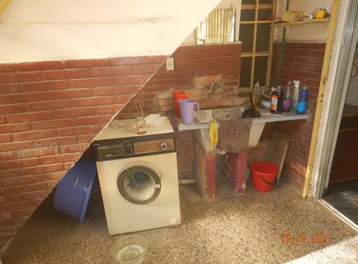 Venta Casa con 2 Locales - 5