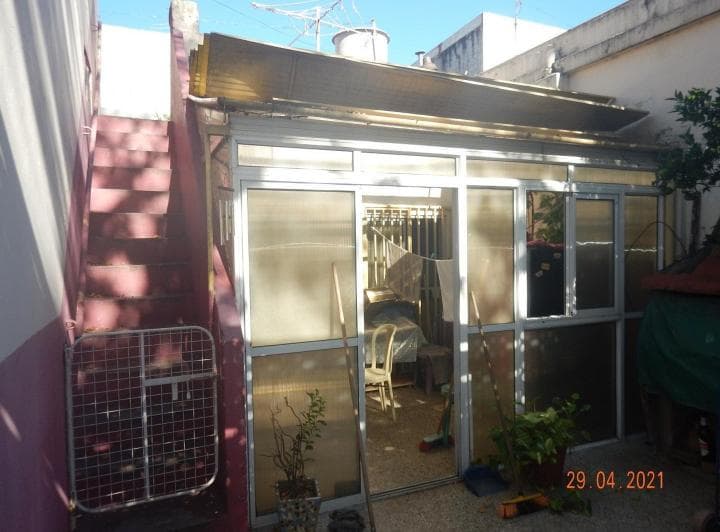 Venta Casa con 2 Locales - 4