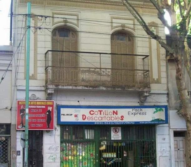 Av Boedo 450 | Sin Expensas | 220 m² | Vidriera 6 m - 4