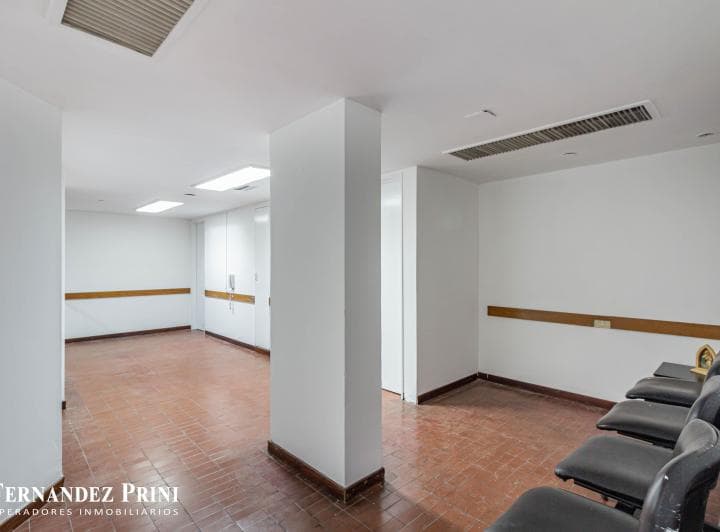 Amplia Oficina de 150 m² a m de Av Córdoba - 4