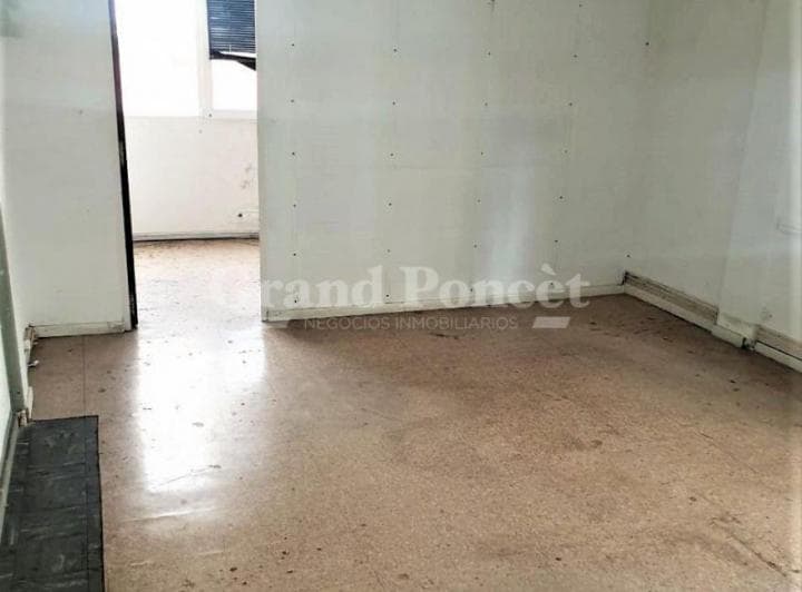 Venta Block de 4 Oficinas a Reciclar - 4