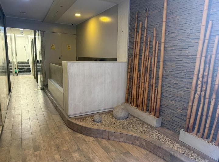Venta Block de 4 Oficinas a Reciclar - 2