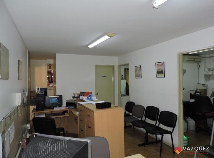 Oficina con Cochera Ideal Consultorio - 3