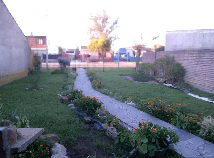 Venta Casa con Gran Terreno. Belgrano 8550 - 3