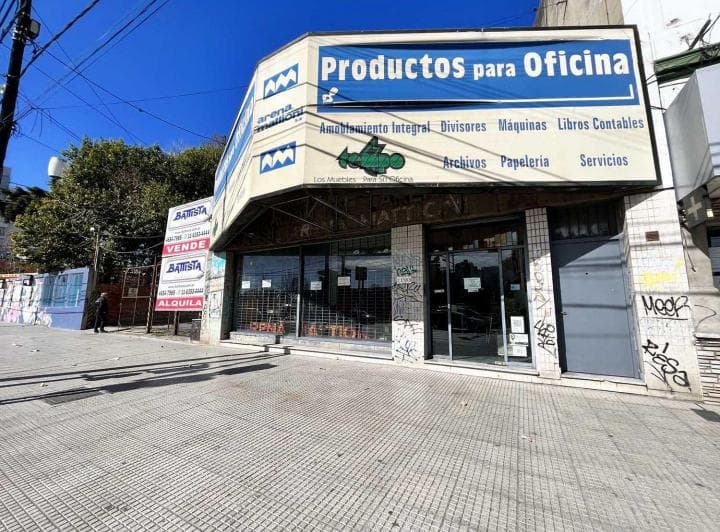 Local. | Av Rivadavia Al 13500 - 3