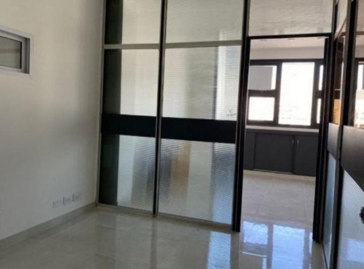 Oficina en Alquiler Ideal Para Consultorio - Zona Centro - 5