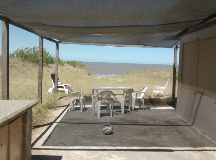 Casa en La Playa Frente Al Mar. Única C/ Internet 150 Mb/s, Planos y Escritura - 4