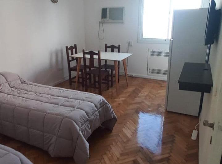 Monoambiente en Recoleta, Muy Luminoso, Vicente López 2200, Frente, Piso 8 - 2