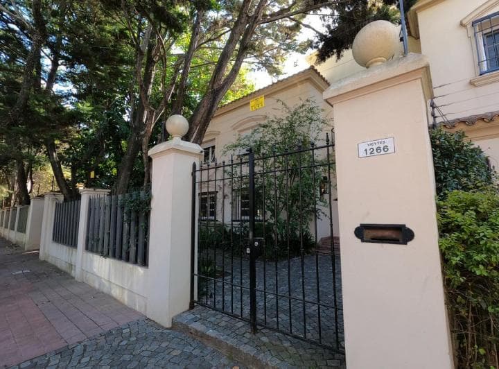 Casa a La Venta en Martinez de 4 Dorm. - Av Libertador Al Rio - Vieyes 1200 - 2