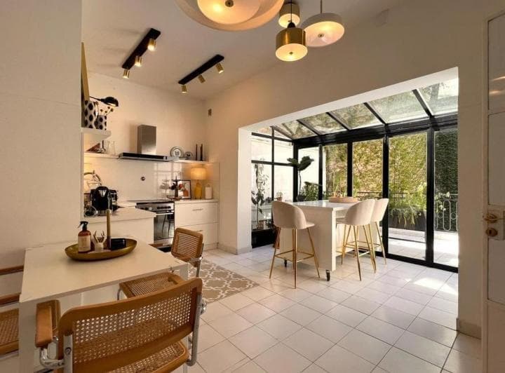 Excelente Casa en La Mejor Zona de Recoleta! - 3