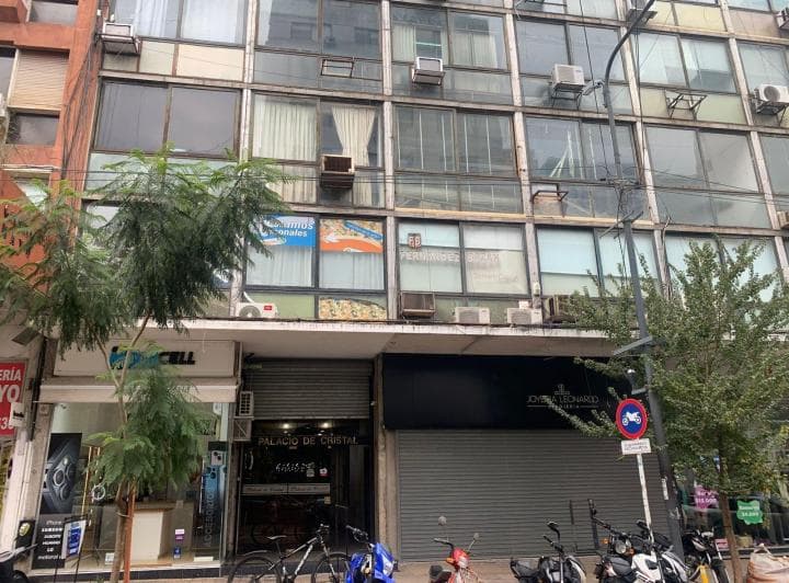 Oficina en Venta 48 E/ 7 y 8 Edificio Palacio de Cristal, La Plata. - 3