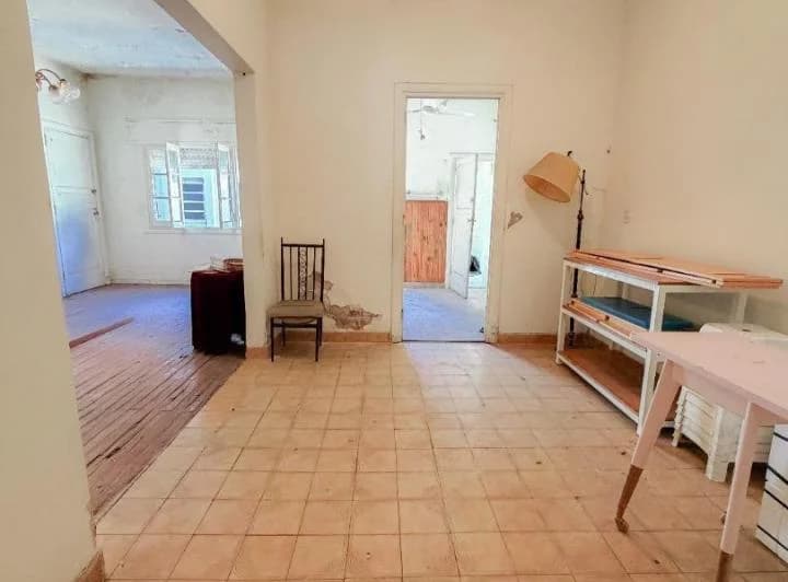 ¡Retasada! Casa 3 Ambientes en Lote Propio a Refaccionar. - 5