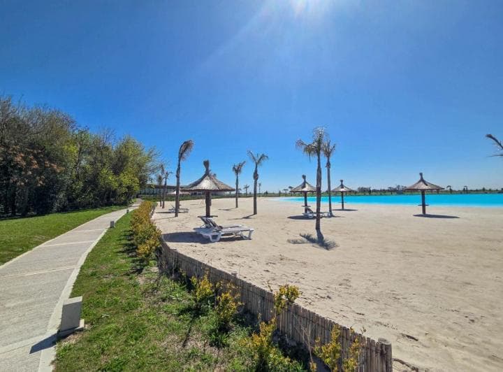 Terreno de 867 m² en Venta en Vida Lagoon - Funes - 3