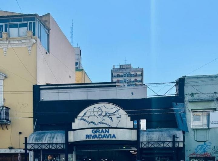 Local Galeria Ramos Mejia - 2