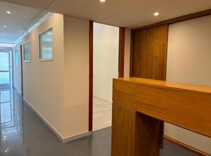 Oficina en Venta - Totalmente Reciclada a La Calle - Zona Centro - 4