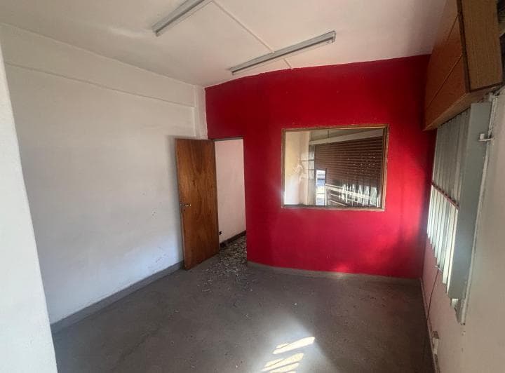 Local Comercial en Venta, Excelente Ubicación, Apto Credito - Morón, Zona Oeste - 3