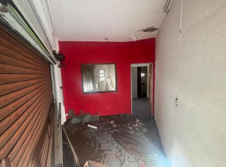 Local Comercial en Venta, Excelente Ubicación, Apto Credito - Morón, Zona Oeste - 2