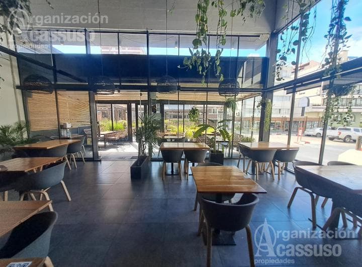 Punta del Este - Local Venta - Peninsula - con Renta - 3