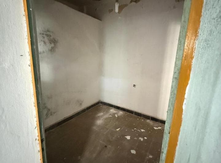 Venta Casa de Pasillo Única a Reciclar en Pte Quintana 1200 - 4