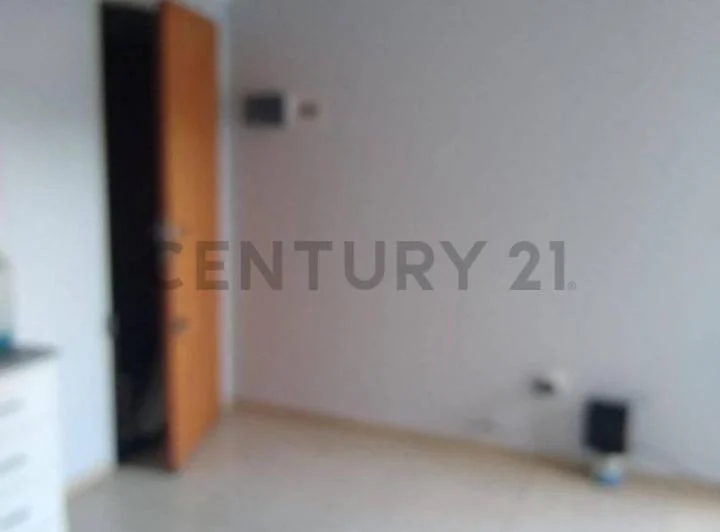 Venta de Departamento 2 Ambientes en Remedios de Escalada de San Martín, Rosario. - 2