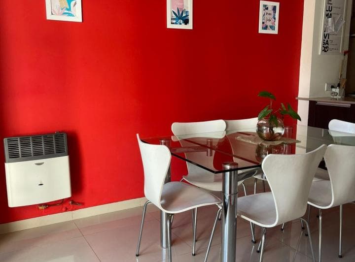 Casa Sobre Lote de 8,66 X 26,50 Cochera 2 Autos Playroom Pileta Suite Vestidor - 5