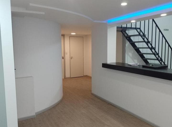 Venta Oficina 2 Plantas Callao 400 Centro - 2