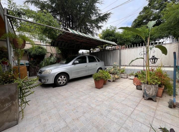 PH 2 Ambientes - 2 Cocheras - Patio // Cerrito 2810 - 2