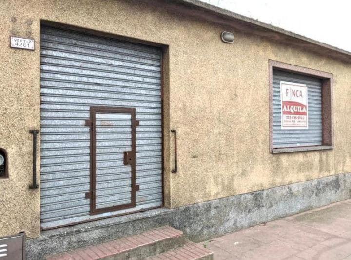 Local en Vía Publica Zona Vertiz y Juramento. - 2