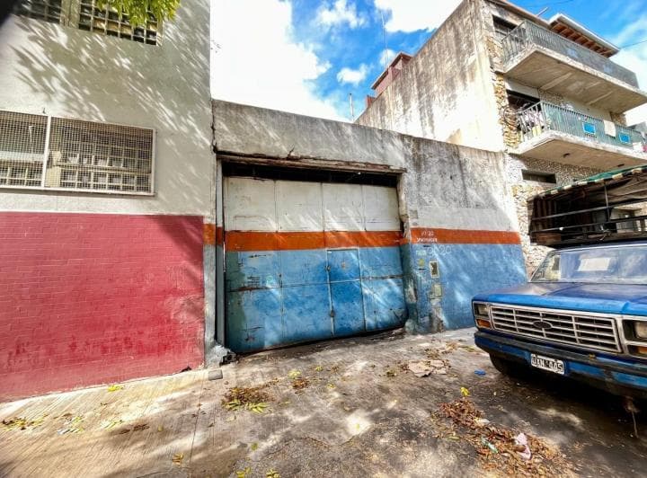 Venta de Terreno en Flores. - 3