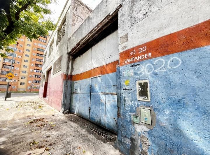 Venta de Terreno en Flores. - 4